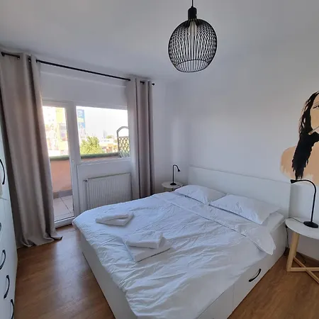 Iulius Town Charm: Cozy 2 Br Apartment Timisoara Exterior photo