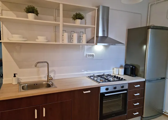 Iulius Town Charm: Cozy 2 Br